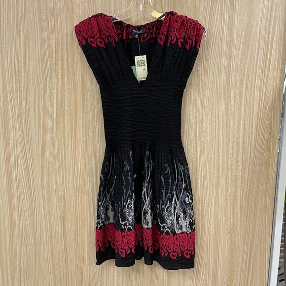 Max Edition Dresses & Skirts - NWT Max Edition Black Print Dress Size Medium Petite